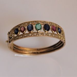 Multi Color Gems 18kt Yellow Gold Open Hinged Cuff